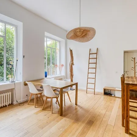 דירה Parisian Loft & Secret Garden *