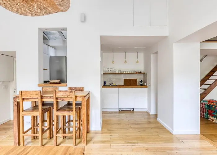 Parisian Loft & Secret Garden